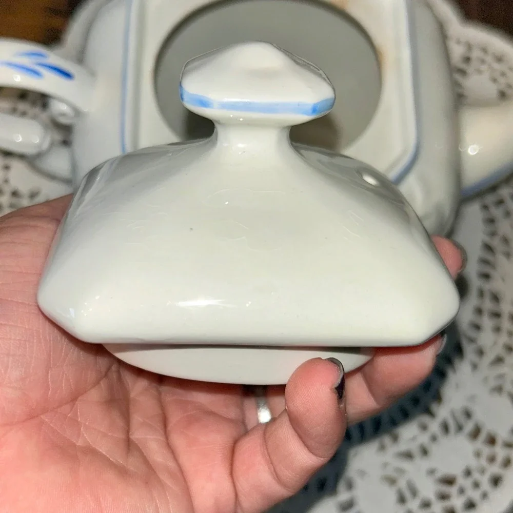 Vtg Ellgreave Ceramic‎ Teapot Hand Painted Butterfly Floral Blue  Cottagecore